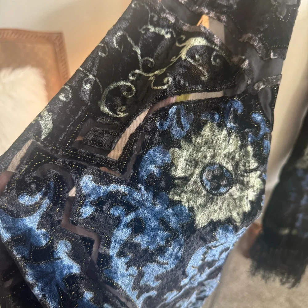 Vintage Black Velvet Silk Blend Floral Boho Grunge Scarf Pashmina